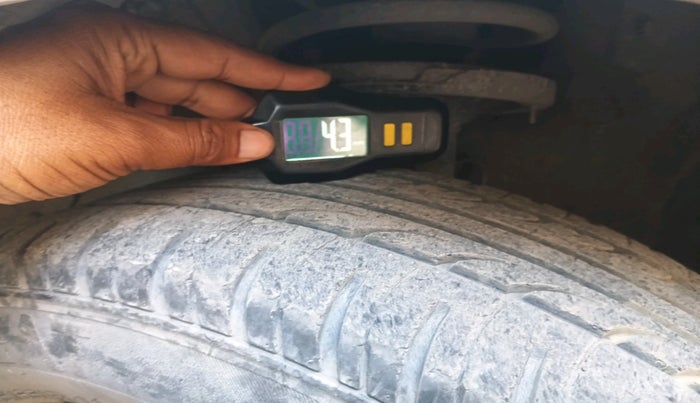 2011 Hyundai i20 SPORTZ 1.2, Petrol, Manual, 83,284 km, tyre