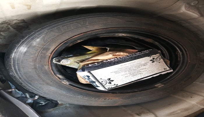 2011 Hyundai i20 SPORTZ 1.2, Petrol, Manual, 83,284 km, tyre