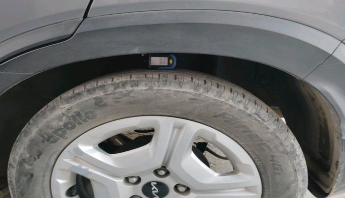 2021 KIA SONET HTK PLUS 1.2, Petrol, Manual, 35,871 km, tyre