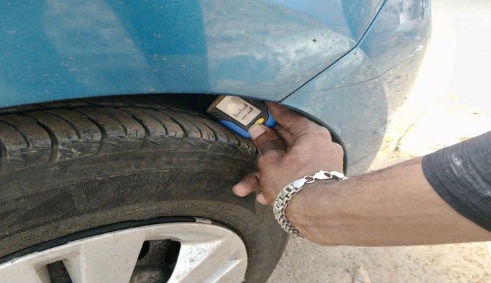 2014 Maruti Celerio VXI AMT, Petrol, Automatic, 77,019 km, tyre