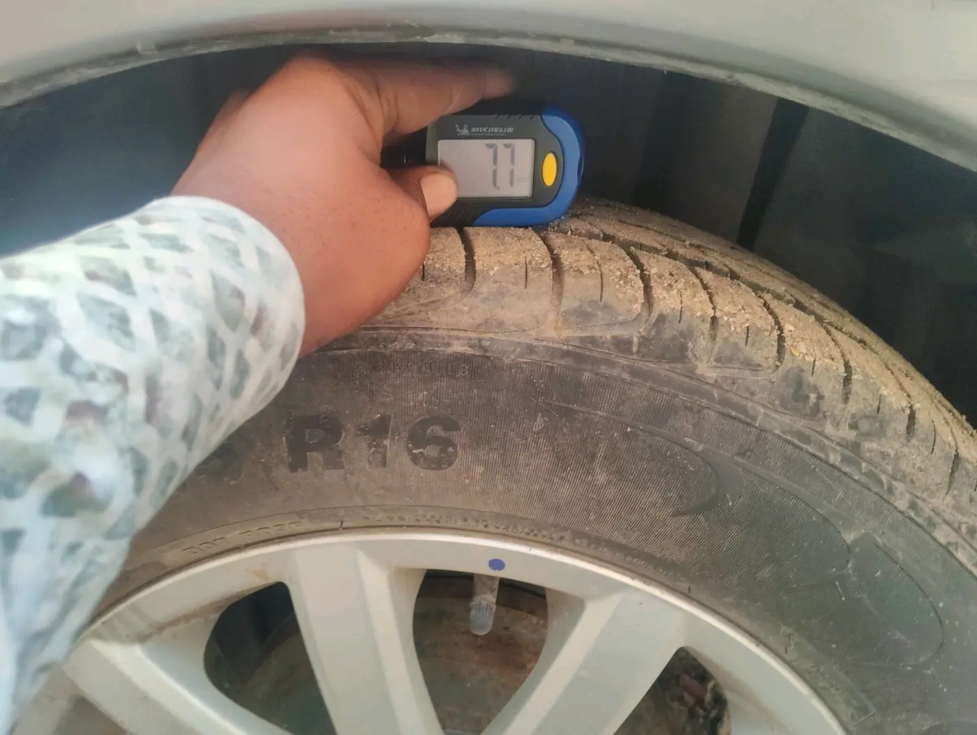 2012 Maruti SX4 ZXI, Petrol, Manual, 54,089 km, tyre
