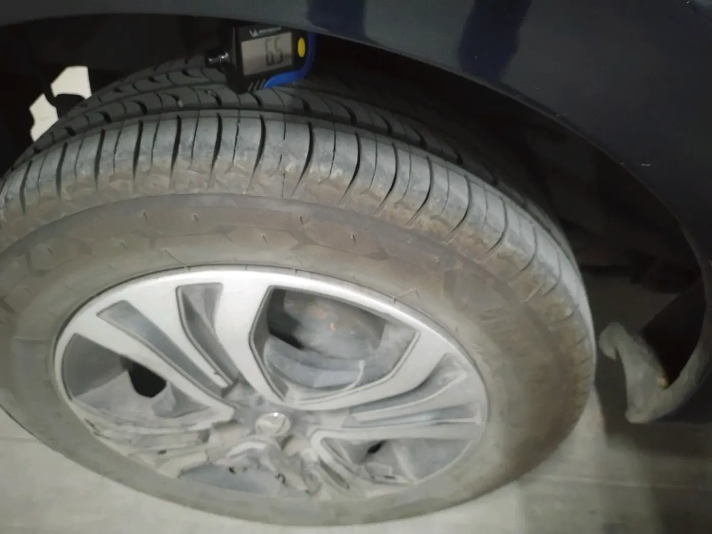 2022 Tata Tiago XZ PLUS CNG, CNG, Manual, 92,200 km, tyre