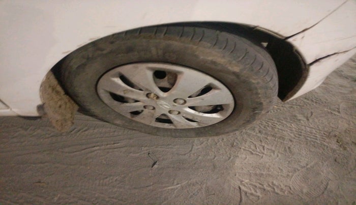 2012 Hyundai i10 MAGNA 1.1, CNG, Manual, 87,938 km, tyre