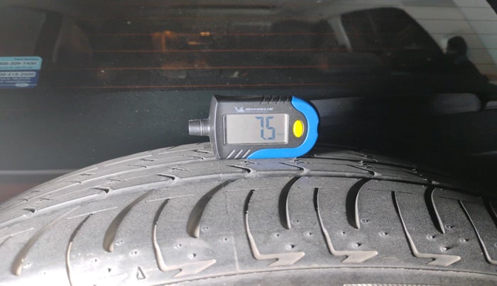 2018 Ford Ecosport TITANIUM 1.0L ECOBOOST SPORTS(SUNROOF), Petrol, Manual, 29,925 km, tyre