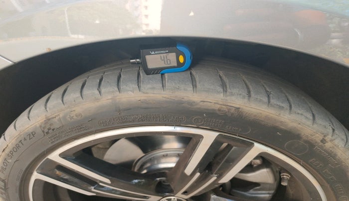 2023 BMW 3 SERIES GRAN LIMOUSINE 330Li M Sport, Petrol, Automatic, 15,558 km, tyre