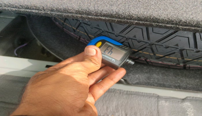 2023 BMW 3 SERIES GRAN LIMOUSINE 330Li M Sport, Petrol, Automatic, 15,558 km, tyre