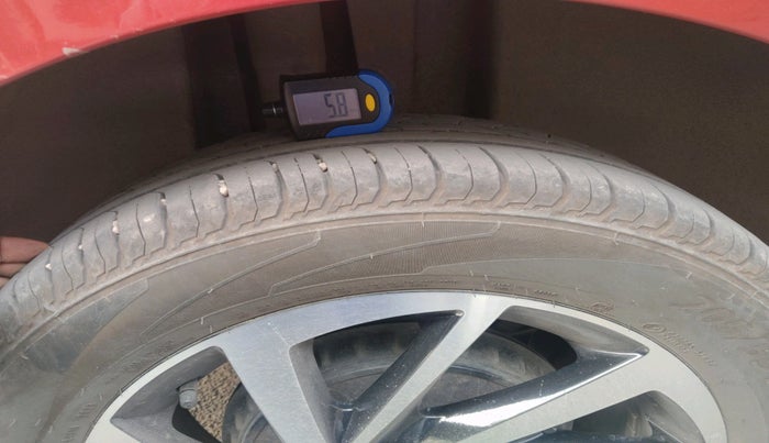 2023 Volkswagen VIRTUS TOPLINE TSI 1.0 AT, Petrol, Automatic, 37,098 km, tyre