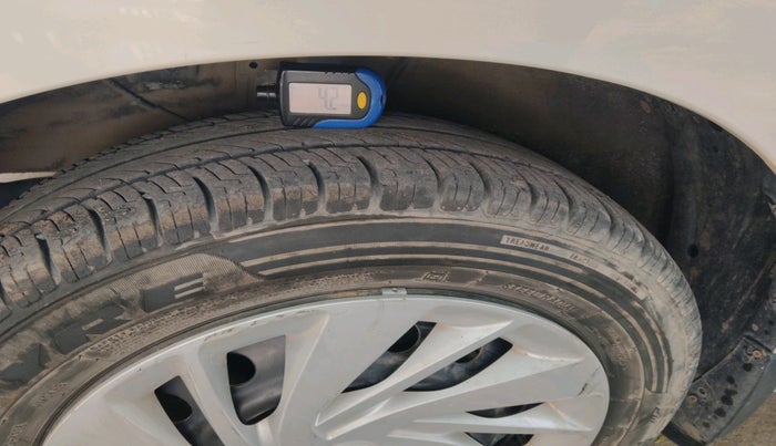 2020 Maruti Ertiga VXI SHVS, Petrol, Manual, 67,950 km, tyre