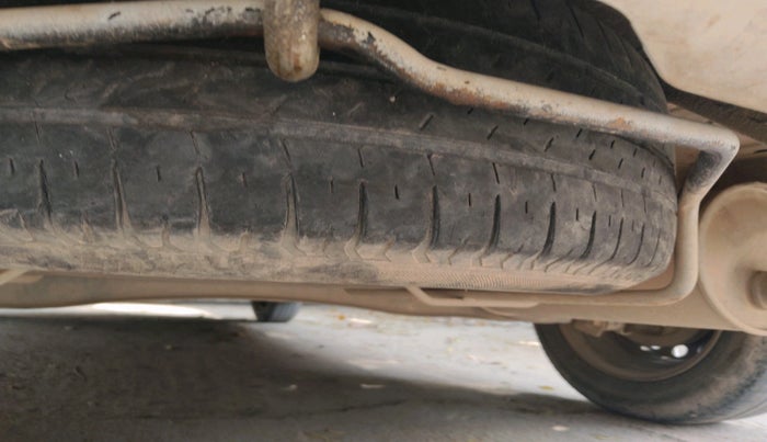 2020 Maruti Ertiga VXI SHVS, Petrol, Manual, 67,950 km, tyre