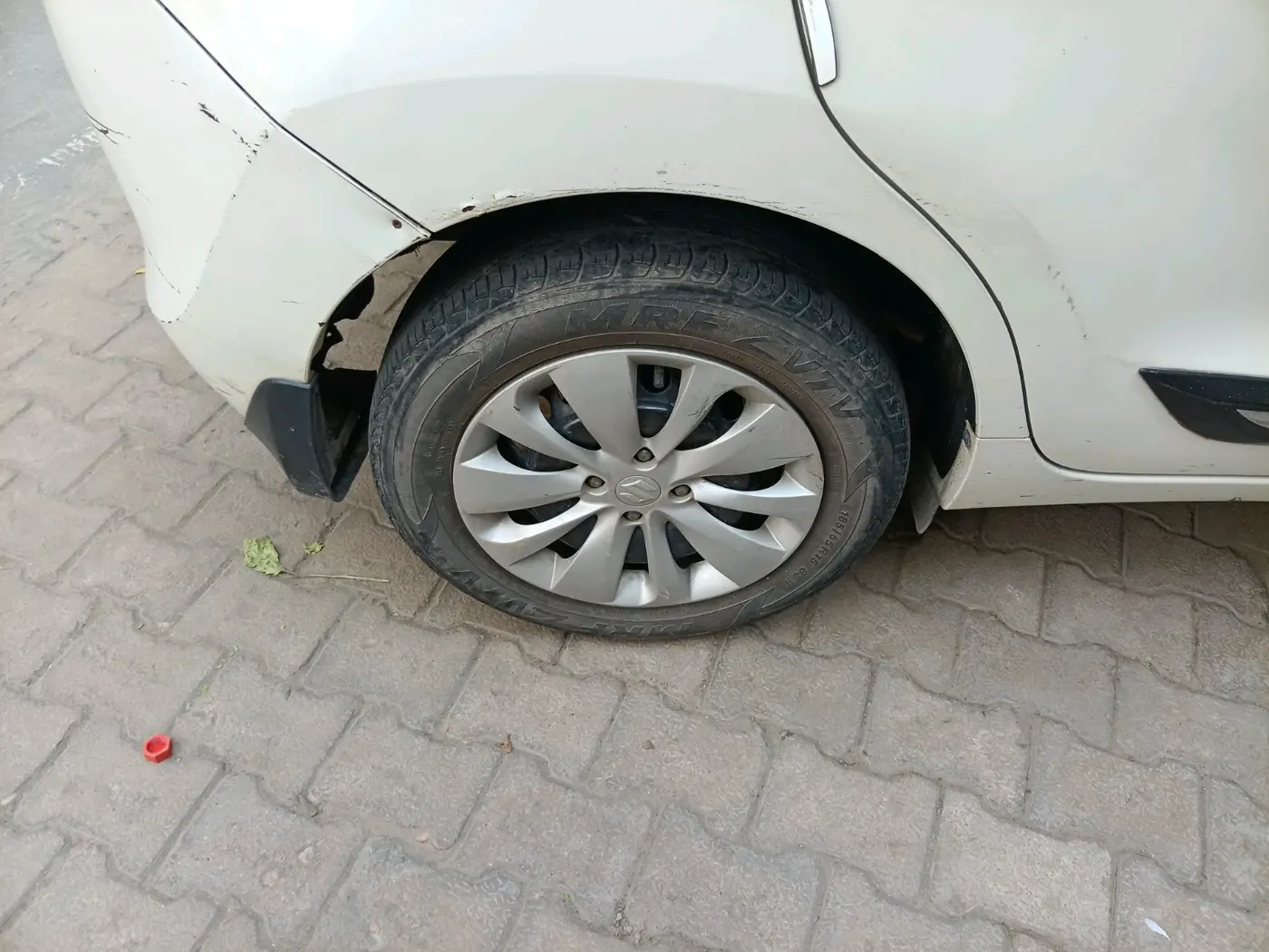 2016 Maruti Baleno DELTA PETROL 1.2, Petrol, Manual, 1,05,314 km, tyre