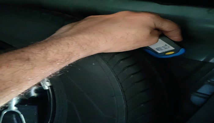 2024 MG ASTOR  Sharp Pro 1.5 MT (Ivory), Petrol, Manual, 20,152 km, tyre