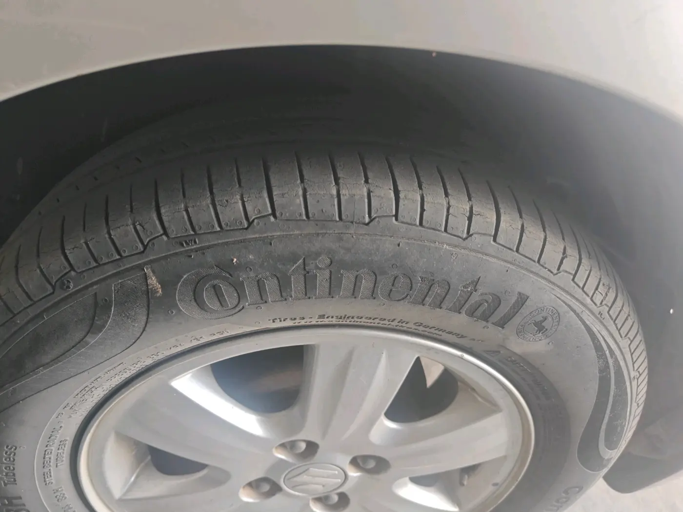 2009 Maruti Swift Dzire ZDI, Diesel, Manual, 1,70,744 km, tyre
