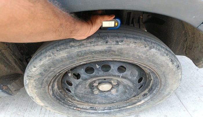 2020 Tata NEXON XM DIESEL, Diesel, Manual, 1,23,292 km, tyre