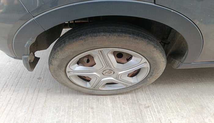 2020 Tata NEXON XM DIESEL, Diesel, Manual, 1,23,292 km, tyre