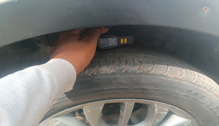 2017 Maruti S Cross ALPHA 1.6, Diesel, Manual, 1,20,574 km, tyre