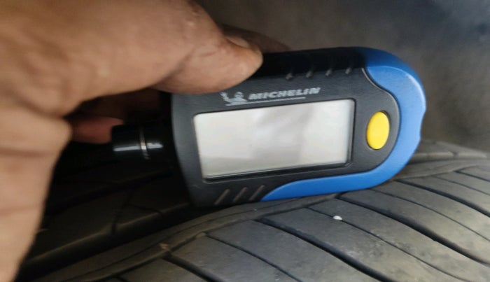 2019 Ford Ecosport TITANIUM 1.0L ECOBOOST SPORTS(SUNROOF), Petrol, Manual, 67,732 km, tyre