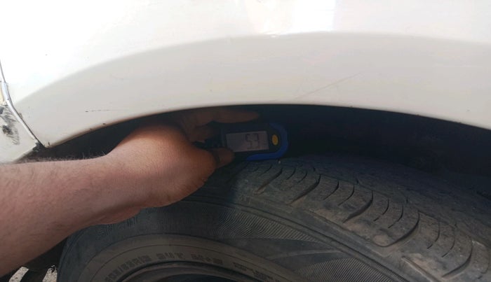 2013 Ford Ecosport AMBIENTE 1.5L DIESEL, Diesel, Manual, 1,50,000 km, tyre