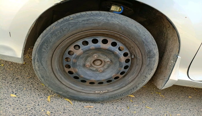 2014 Honda City 1.5L I-DTEC SV, Diesel, Manual, 1,54,234 km, tyre