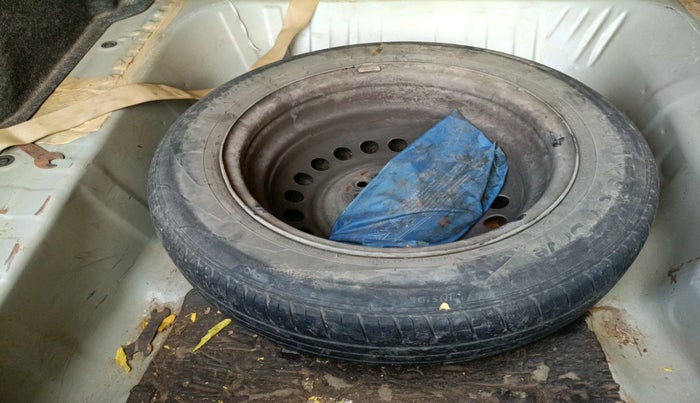 2014 Honda City 1.5L I-DTEC SV, Diesel, Manual, 1,54,234 km, tyre