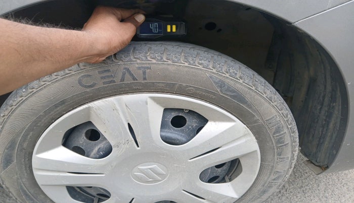 2017 Maruti Wagon R 1.0 VXI AMT, Petrol, Automatic, 39,125 km, tyre