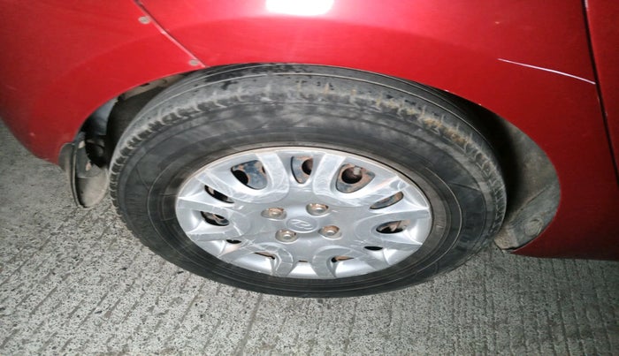 2009 Hyundai i20 MAGNA 1.2, Petrol, Manual, 1,80,987 km, tyre