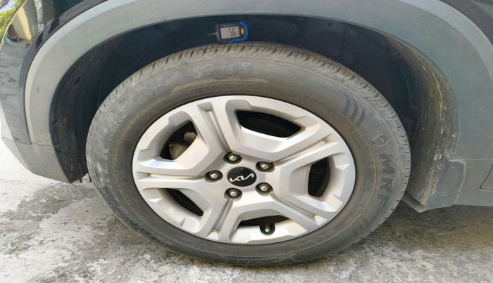 2023 KIA SONET HTK PLUS 1.2, Petrol, Manual, 24,219 km, tyre