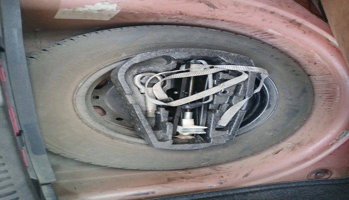 2011 Volkswagen Polo TRENDLINE 1.2L PETROL, Petrol, Manual, 94,288 km, tyre