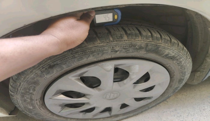 2017 Maruti Wagon R 1.0 VXI, Petrol, Manual, 78,278 km, tyre