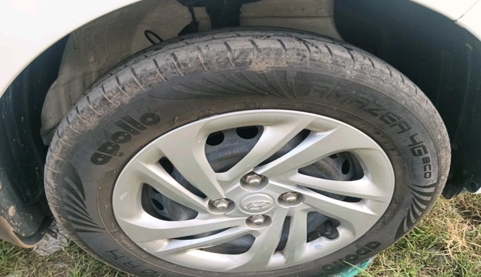 2021 Hyundai GRAND I10 NIOS MAGNA 1.2 KAPPA VTVT, Petrol, Manual, 32,609 km, tyre