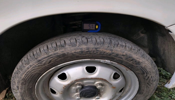 2010 Maruti Zen Estilo LXI, Petrol, Manual, 33,642 km, tyre