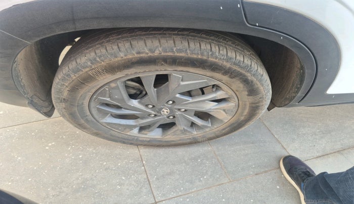 2020 Hyundai Creta SX (O) 1.4 TURBO DCT, Petrol, Automatic, 70,703 km, tyre