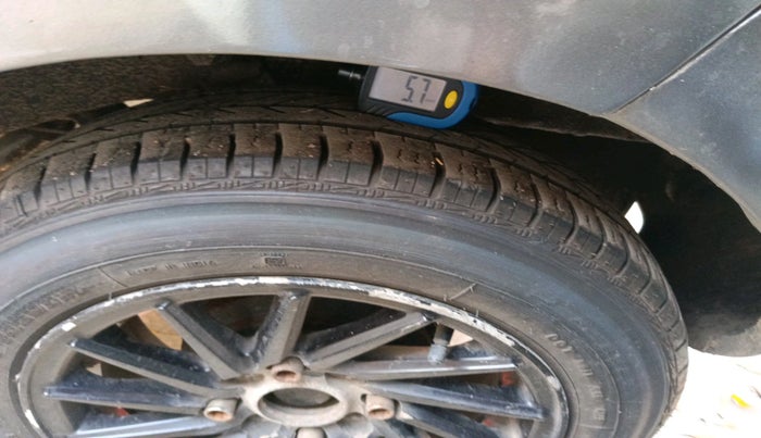 2011 Chevrolet Spark LS 1.0, Petrol, Manual, 89,306 km, tyre