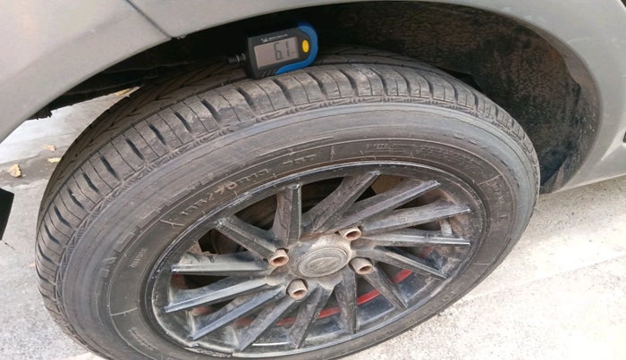 2011 Chevrolet Spark LS 1.0, Petrol, Manual, 89,306 km, tyre