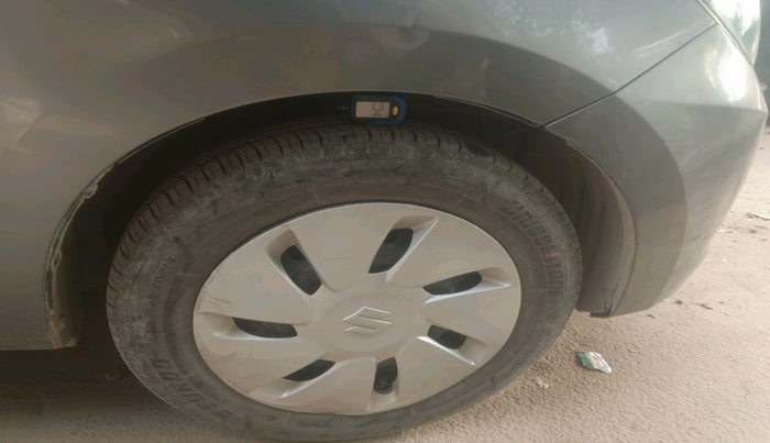 2015 Maruti Celerio ZXI AMT, Petrol, Automatic, 70,117 km, tyre