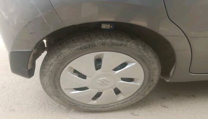 2015 Maruti Celerio ZXI AMT, Petrol, Automatic, 70,117 km, tyre