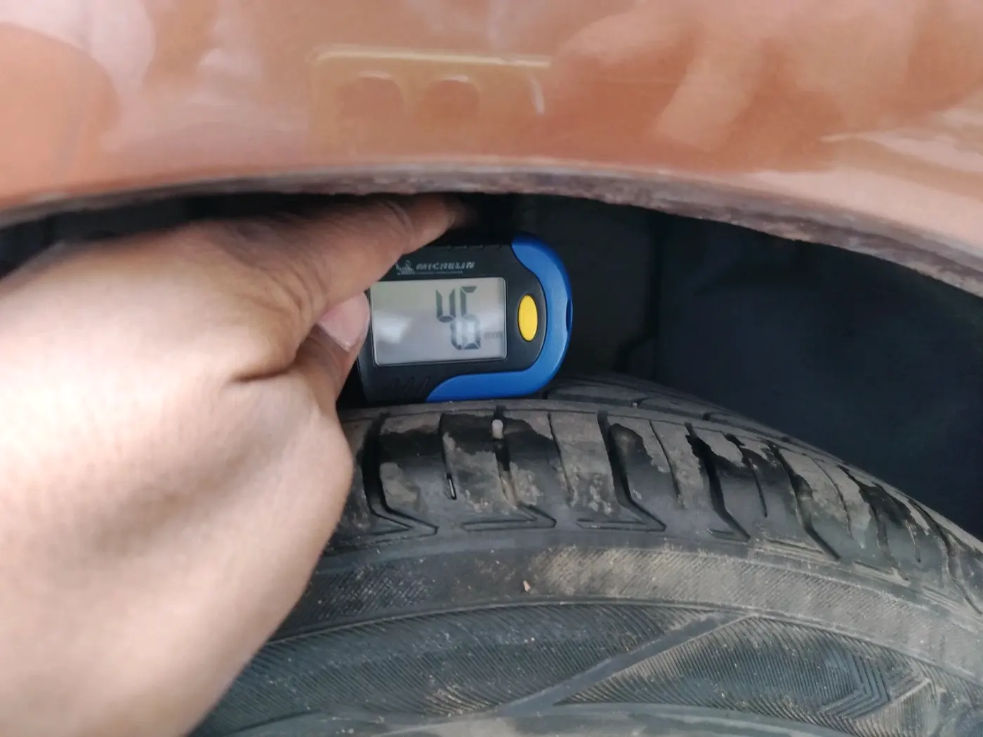 2018 Tata TIGOR XZ PETROL, Petrol, Manual, 89,408 km, tyre