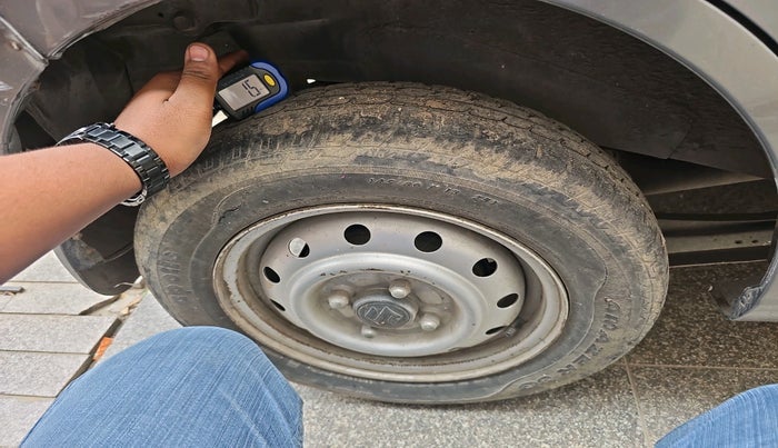 2012 Maruti Wagon R 1.0 LXI, Petrol, Manual, 29,436 km, tyre