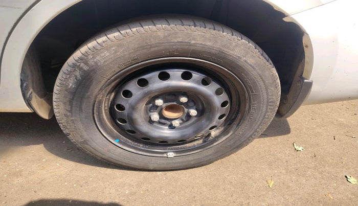 2024 Maruti Ertiga   VXI (O) CNG, CNG, Manual, 59,912 km, tyre