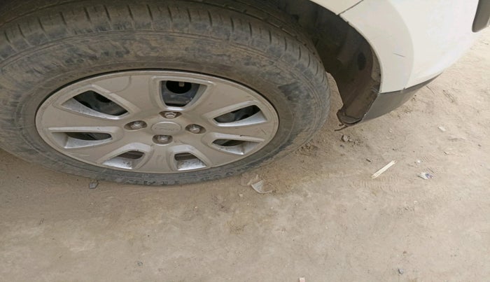 2019 Ford Ecosport AMBIENTE 1.5L PETROL, Petrol, Manual, 88,463 km, tyre