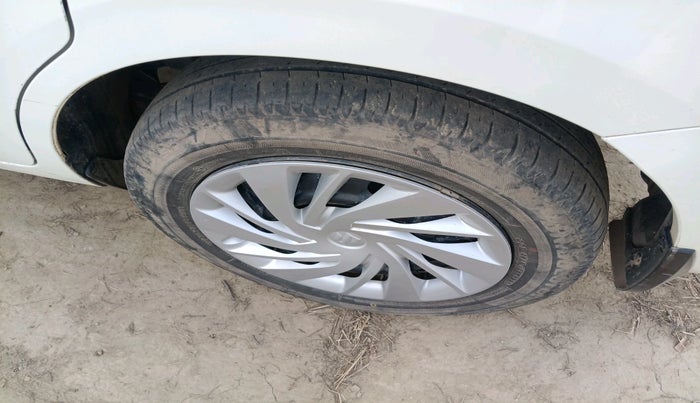 2024 Maruti Ertiga   VXI (O) CNG, CNG, Manual, 38,749 km, tyre