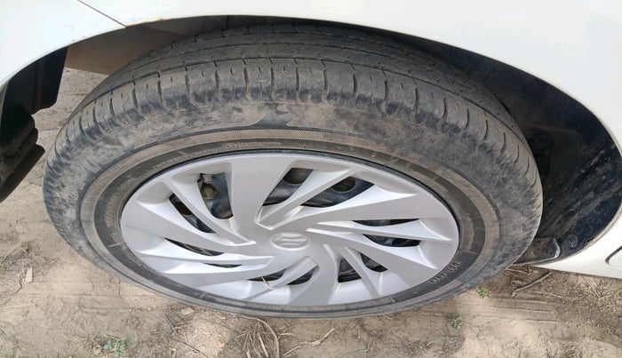 2024 Maruti Ertiga   VXI (O) CNG, CNG, Manual, 38,749 km, tyre