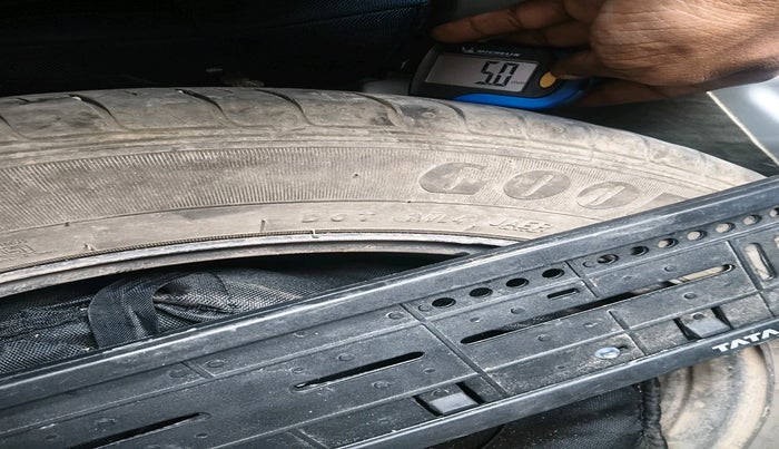 2022 Tata NEXON XM DIESEL, Diesel, Manual, 43,020 km, tyre