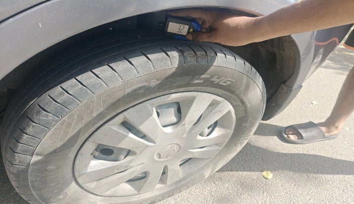 2013 Maruti Swift Dzire VDI, Diesel, Manual, 1,17,375 km, tyre