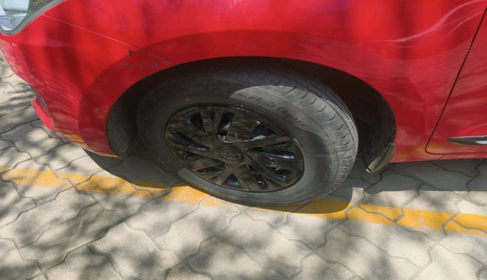 2018 Maruti Swift VXI, Petrol, Manual, 40,631 km, tyre