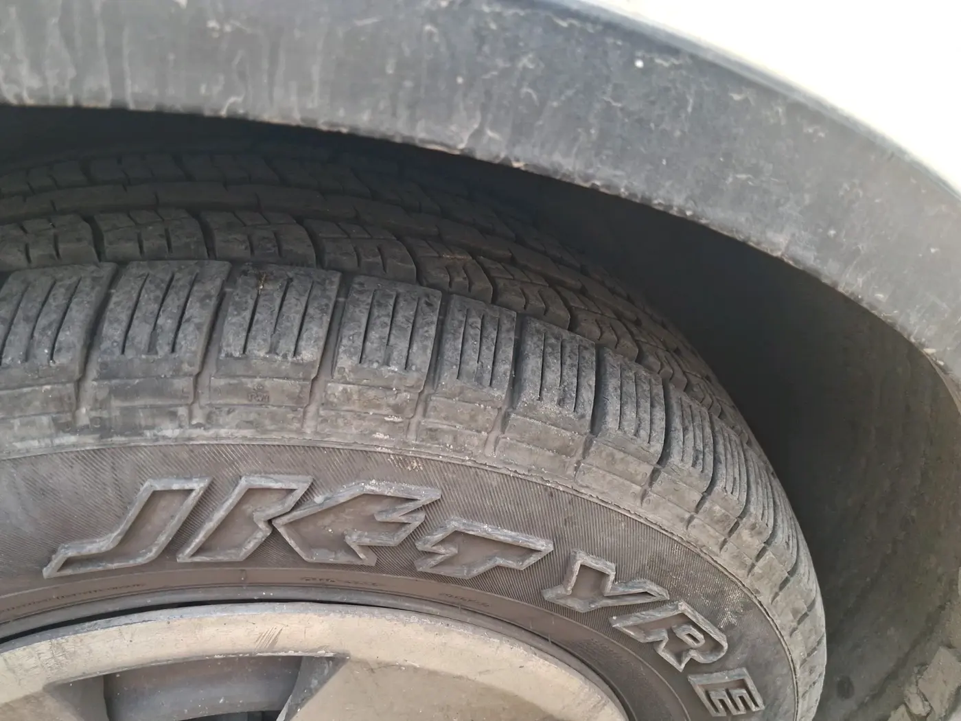 2016 Mahindra XUV500 W6 AT 1.99, Diesel, Automatic, 85,222 km, tyre