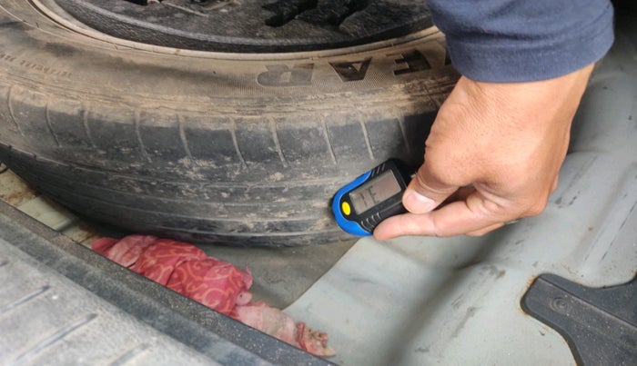 2018 Hyundai Creta E PLUS 1.4 DIESEL, Diesel, Manual, 2,13,358 km, tyre