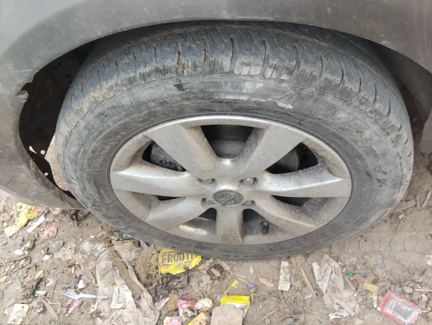 2012 Nissan Sunny XV PETROL, CNG, Manual, 73,728 km, tyre