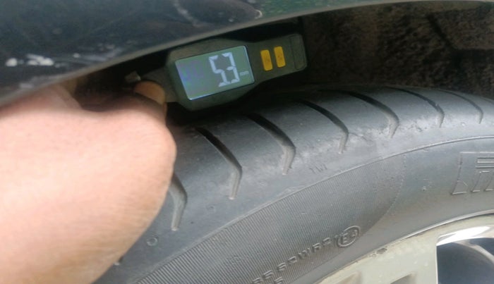 2017 Audi A6 35 TDI S LINE, Diesel, Automatic, 1,06,139 km, tyre