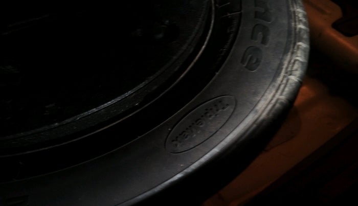 2016 Hyundai Creta SX PLUS 1.6 DIESEL, Diesel, Manual, 2,02,750 km, tyre