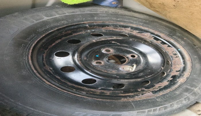 2012 Maruti Swift Dzire VDI, Diesel, Manual, 1,47,081 km, tyre